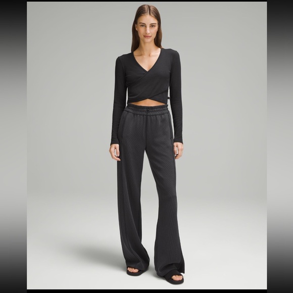 NWT Ribbed Softstreme Mid-Rise Pant 32" / BLACK - Picture 2 of 8